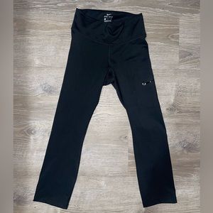 Nike black cropped pant